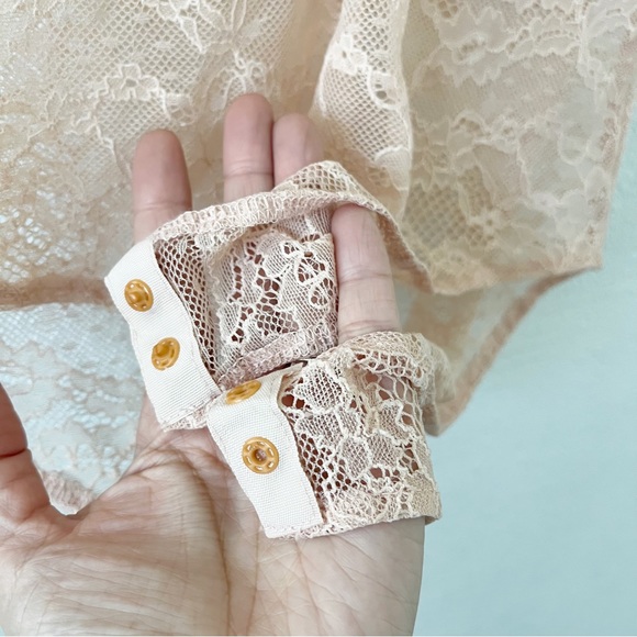 Zara Peach Floral Lace Sheer Bodysuit - Picture 4 of 9